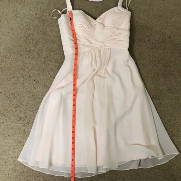 Halter Top Pleated Bodice Short Dress in Pale Pink -Size: 4 NWT - Picture 7 of 9